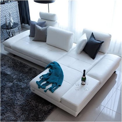 Canapé angle en cuir avec 2 dossiers deplaçables , deux bras pliable e coffre , photo 1